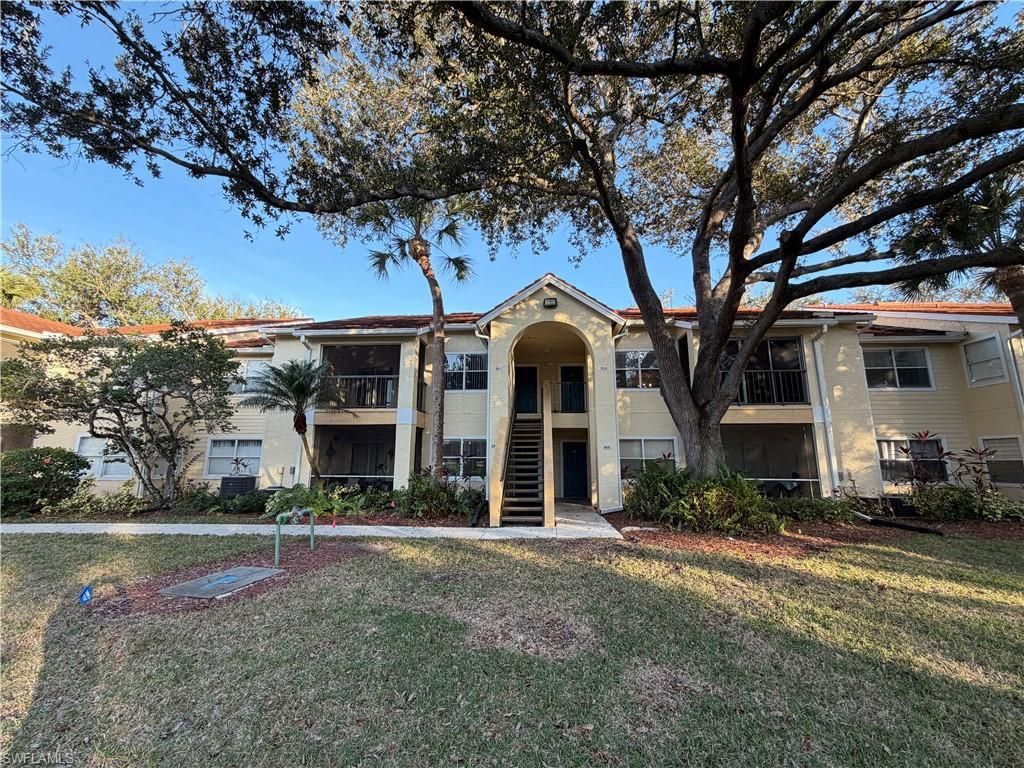 12561 Equestrian Cir, Unit 804, Fort Myers, FL 33907 Photo
