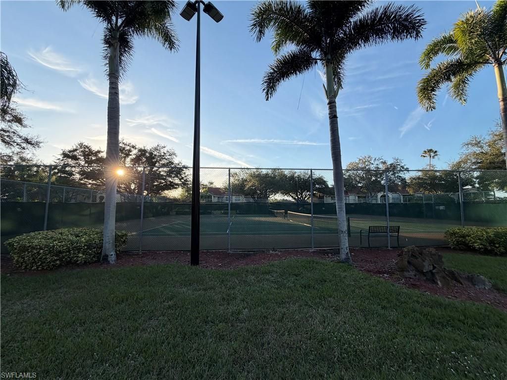 12561 Equestrian Cir, Unit 804, Fort Myers, FL 33907 Photo