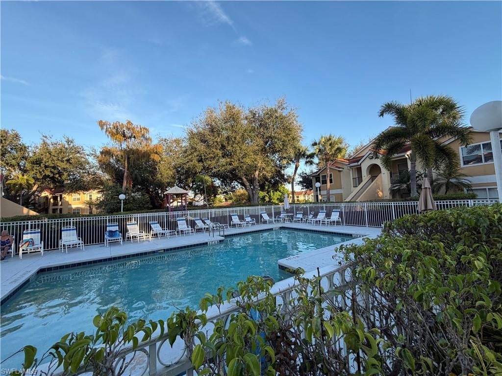 12561 Equestrian Cir, Unit 804, Fort Myers, FL 33907 Photo
