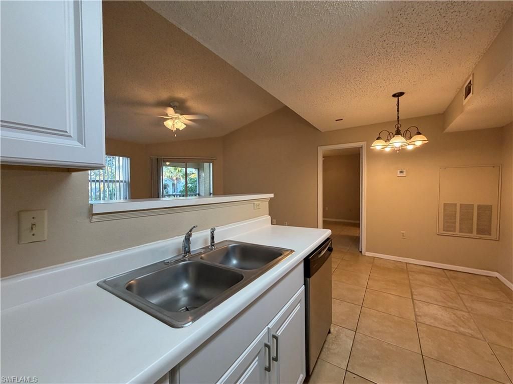 12561 Equestrian Cir, Unit 804, Fort Myers, FL 33907 Photo
