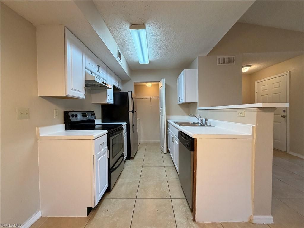 12561 Equestrian Cir, Unit 804, Fort Myers, FL 33907 Photo