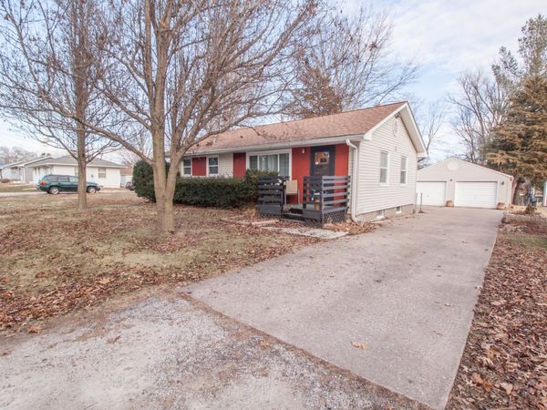20 6 Street, Matherville, IL 61263