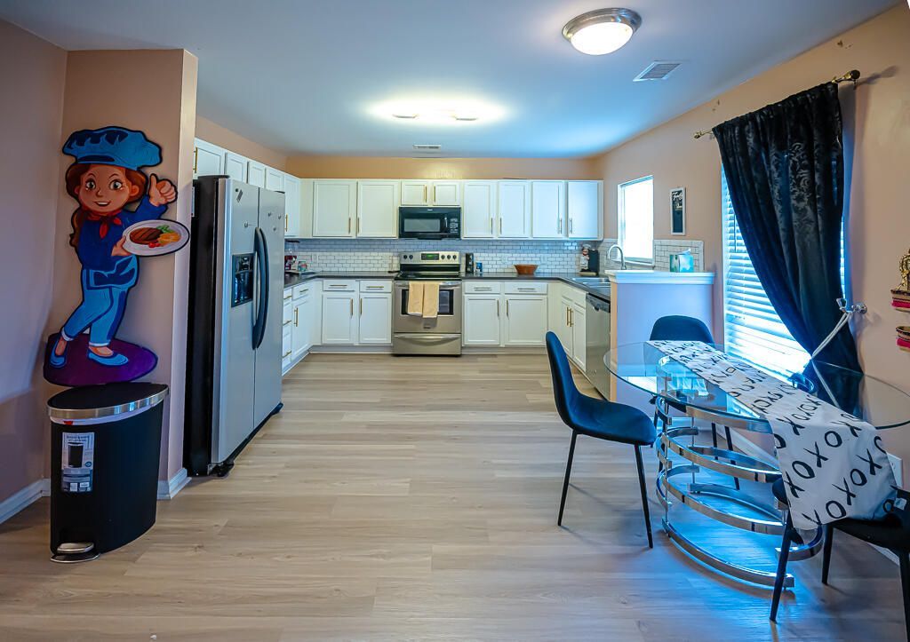 1100 Deerberry Road Photo 12