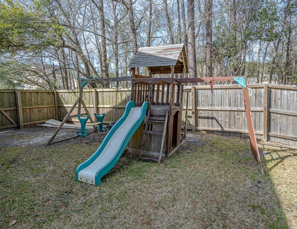 1100 Deerberry Road Photo 40