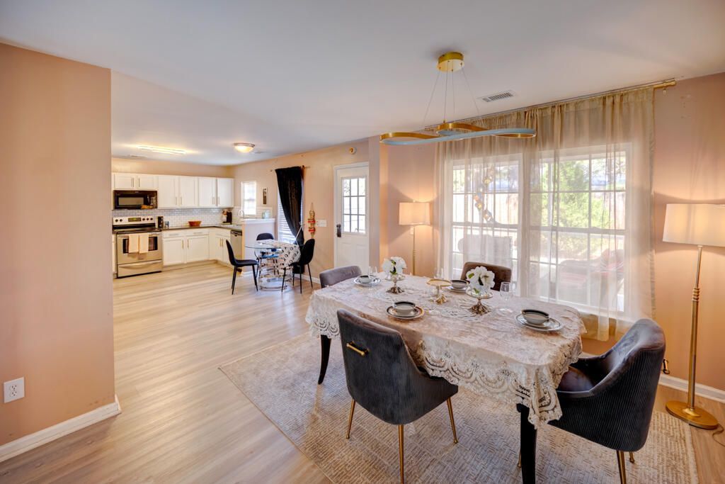 1100 Deerberry Road Photo 6