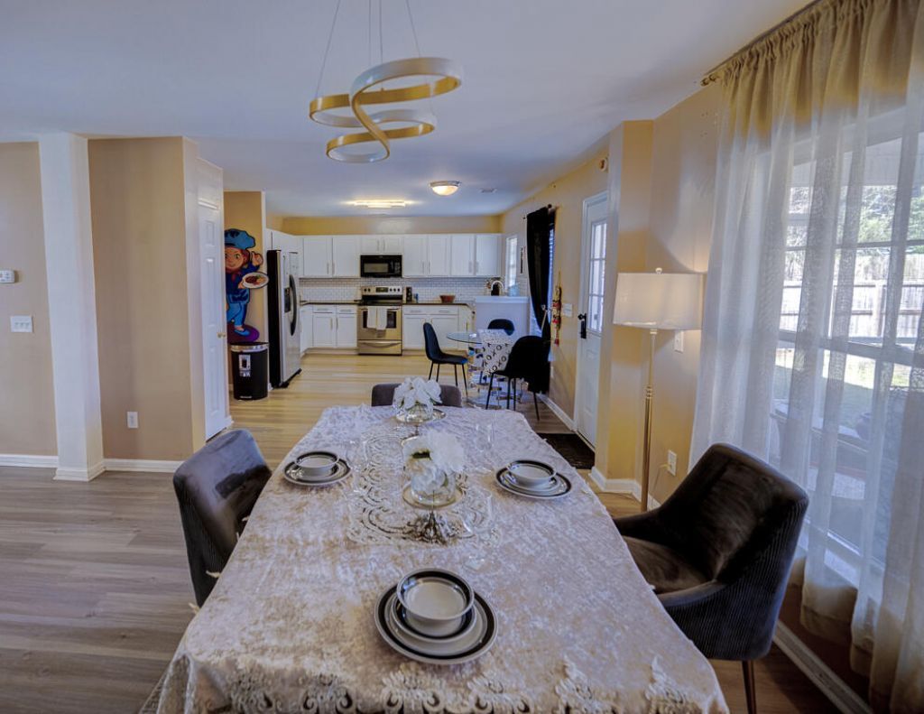 1100 Deerberry Road Photo 9