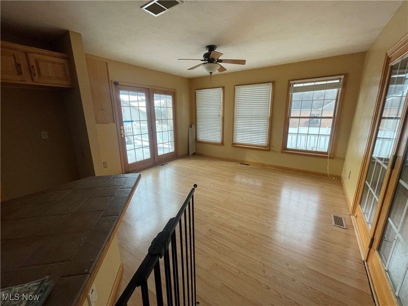 1193 Edgewood Circle NW, Carrollton, OH 44615 Photo 5