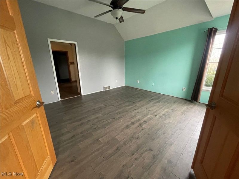 1193 Edgewood Circle NW, Carrollton, OH 44615 Photo 8