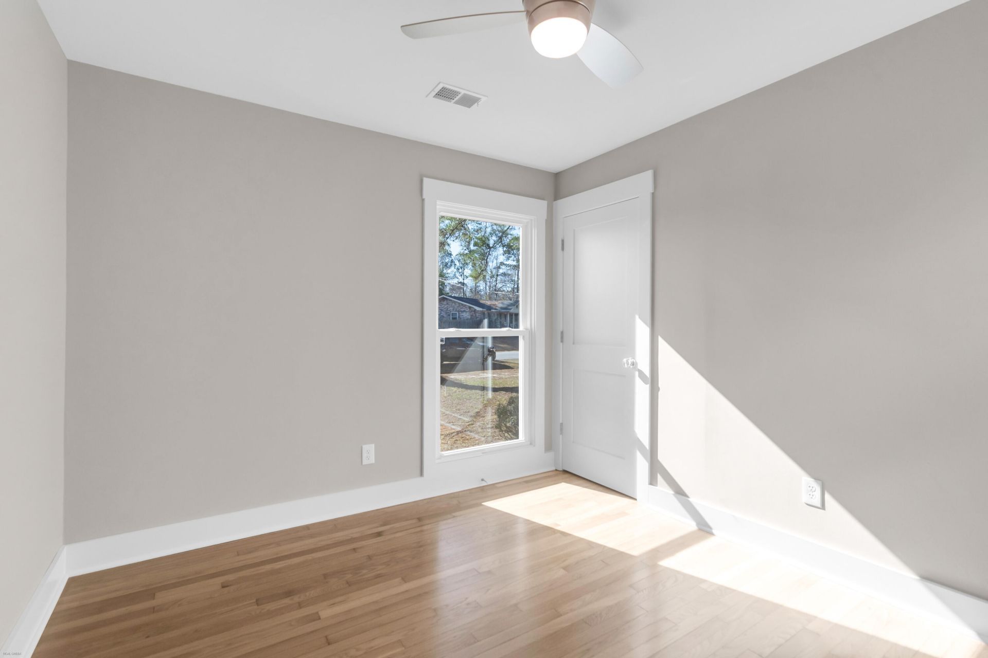 2134 Eve Circle Photo 23