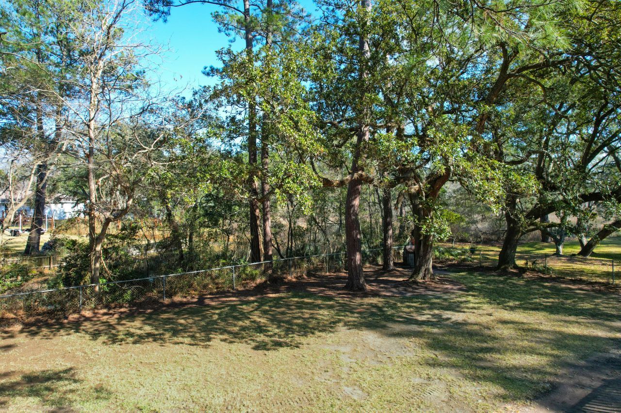 2134 Eve Circle Photo 36