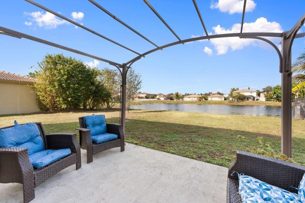 1939 SW Jamesport Drive, Port Saint Lucie, FL 34953 Photo