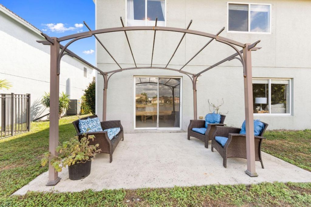 1939 SW Jamesport Drive, Port Saint Lucie, FL 34953 Photo