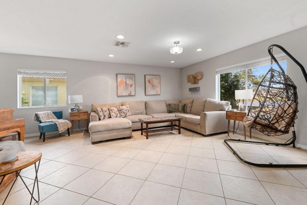 1939 SW Jamesport Drive, Port Saint Lucie, FL 34953 Photo