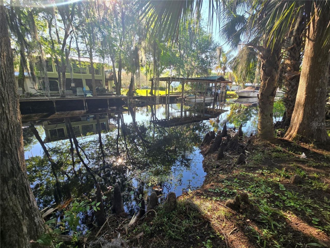 56290 Cherry Tree Road, Astor, FL 32102 Photo