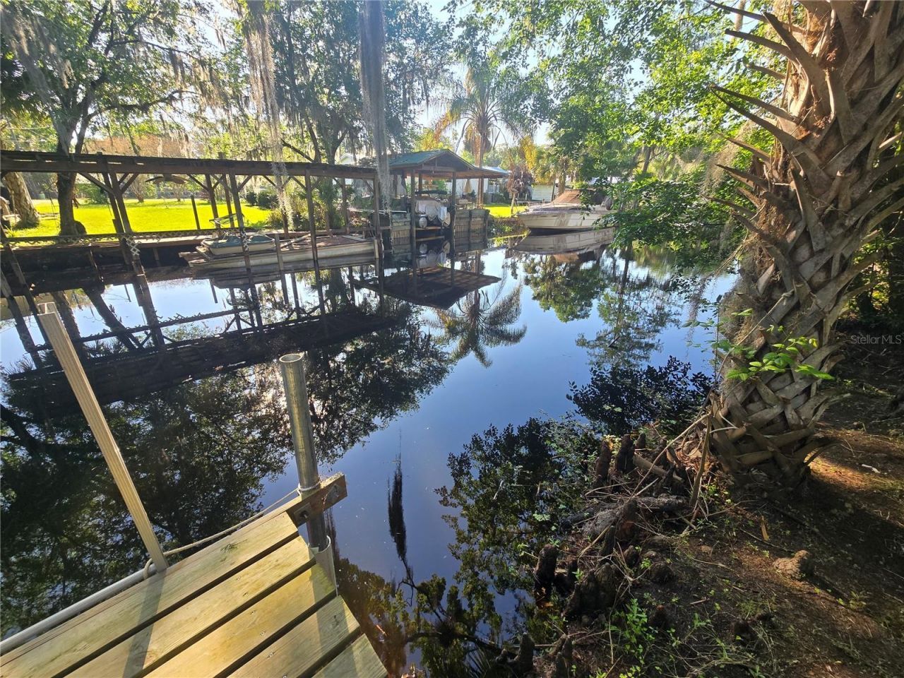 56290 Cherry Tree Road, Astor, FL 32102 Photo