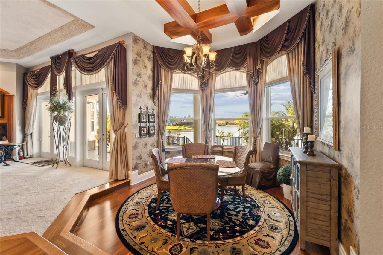 8402 Tallahassee Drive Ne, Saint Petersburg, FL 33702 Photo