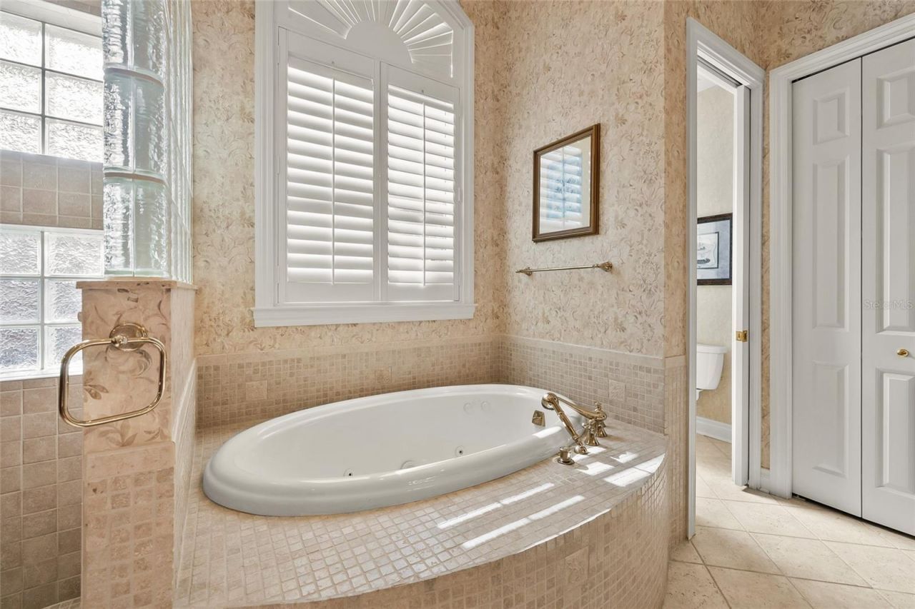 8402 Tallahassee Drive Ne, Saint Petersburg, FL 33702 Photo