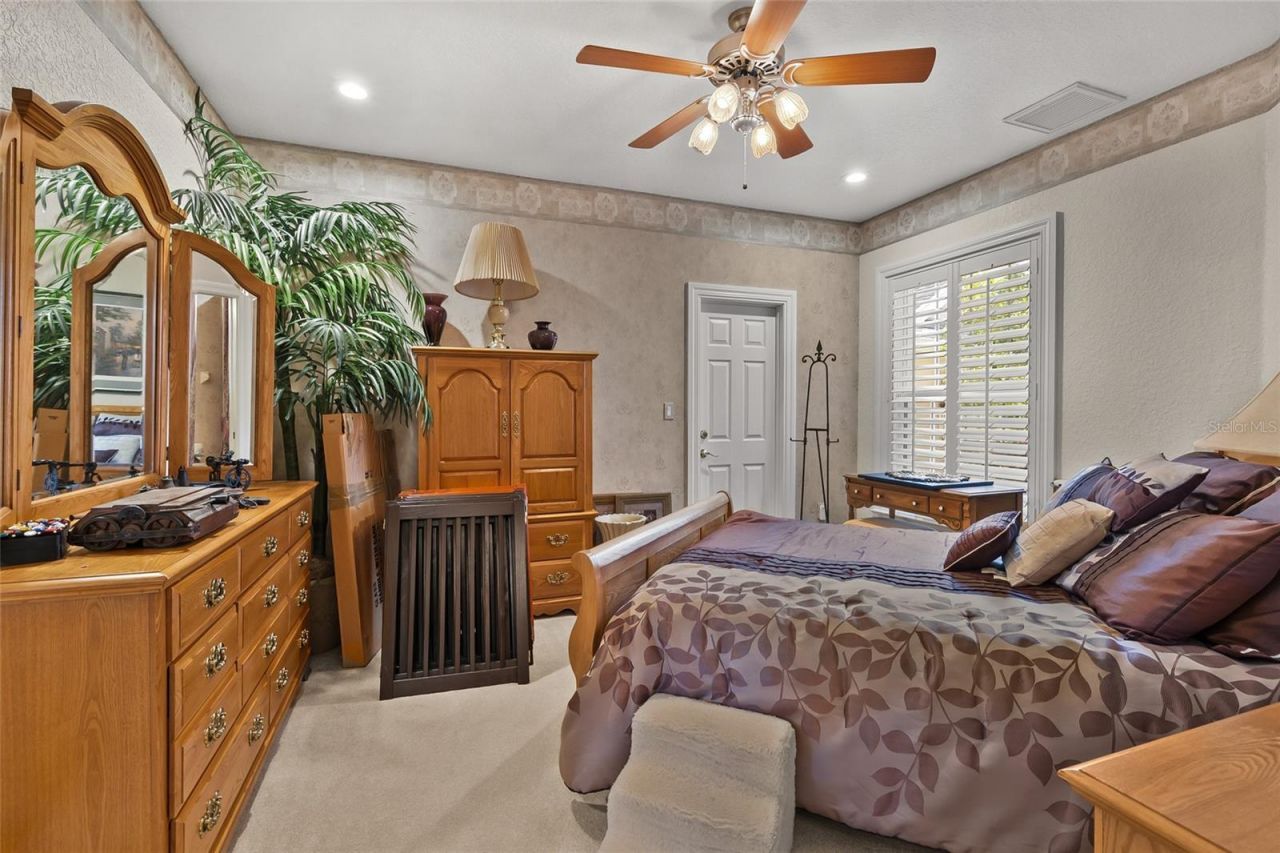 8402 Tallahassee Drive Ne, Saint Petersburg, FL 33702 Photo