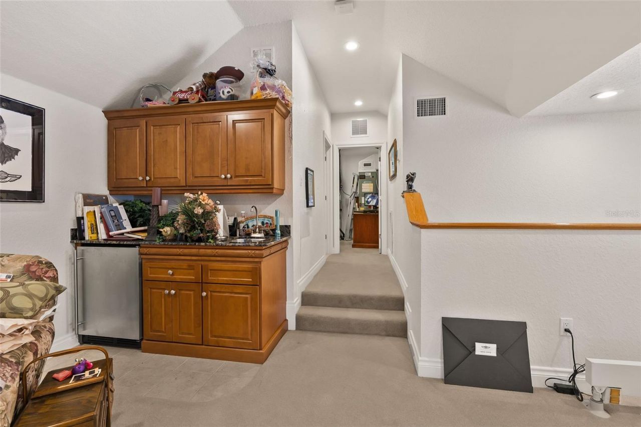 8402 Tallahassee Drive Ne, Saint Petersburg, FL 33702 Photo