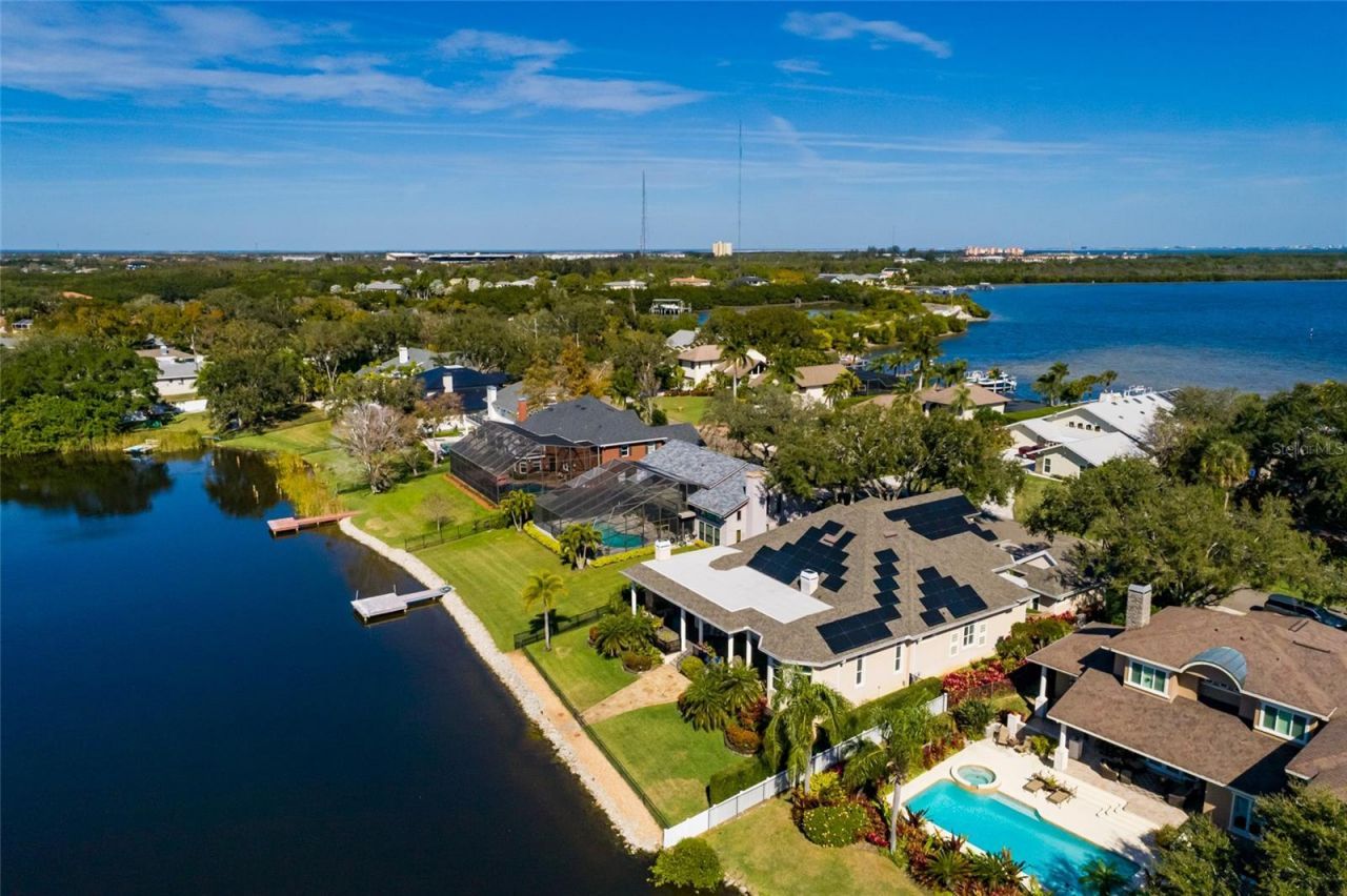 8402 Tallahassee Drive Ne, Saint Petersburg, FL 33702 Photo