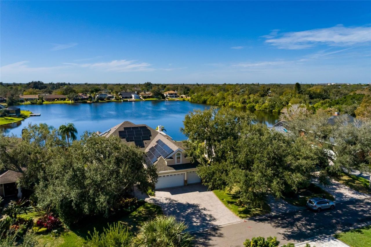 8402 Tallahassee Drive Ne, Saint Petersburg, FL 33702 Photo