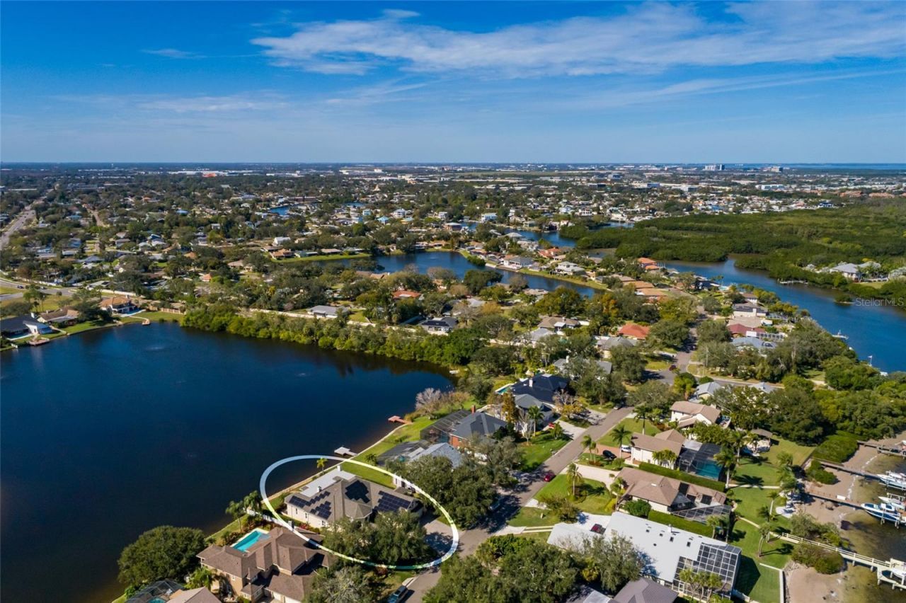 8402 Tallahassee Drive Ne, Saint Petersburg, FL 33702 Photo