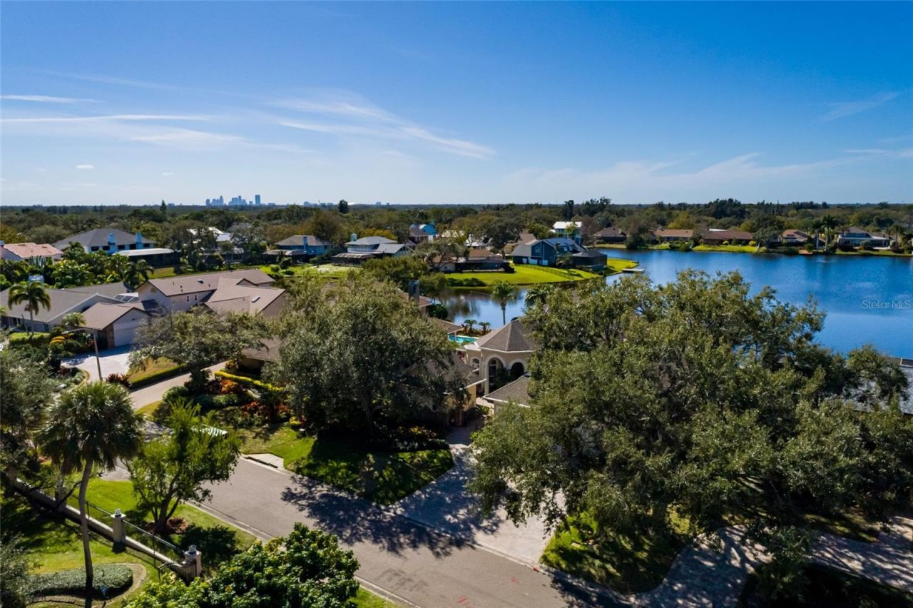 8402 Tallahassee Drive Ne, Saint Petersburg, FL 33702 Photo