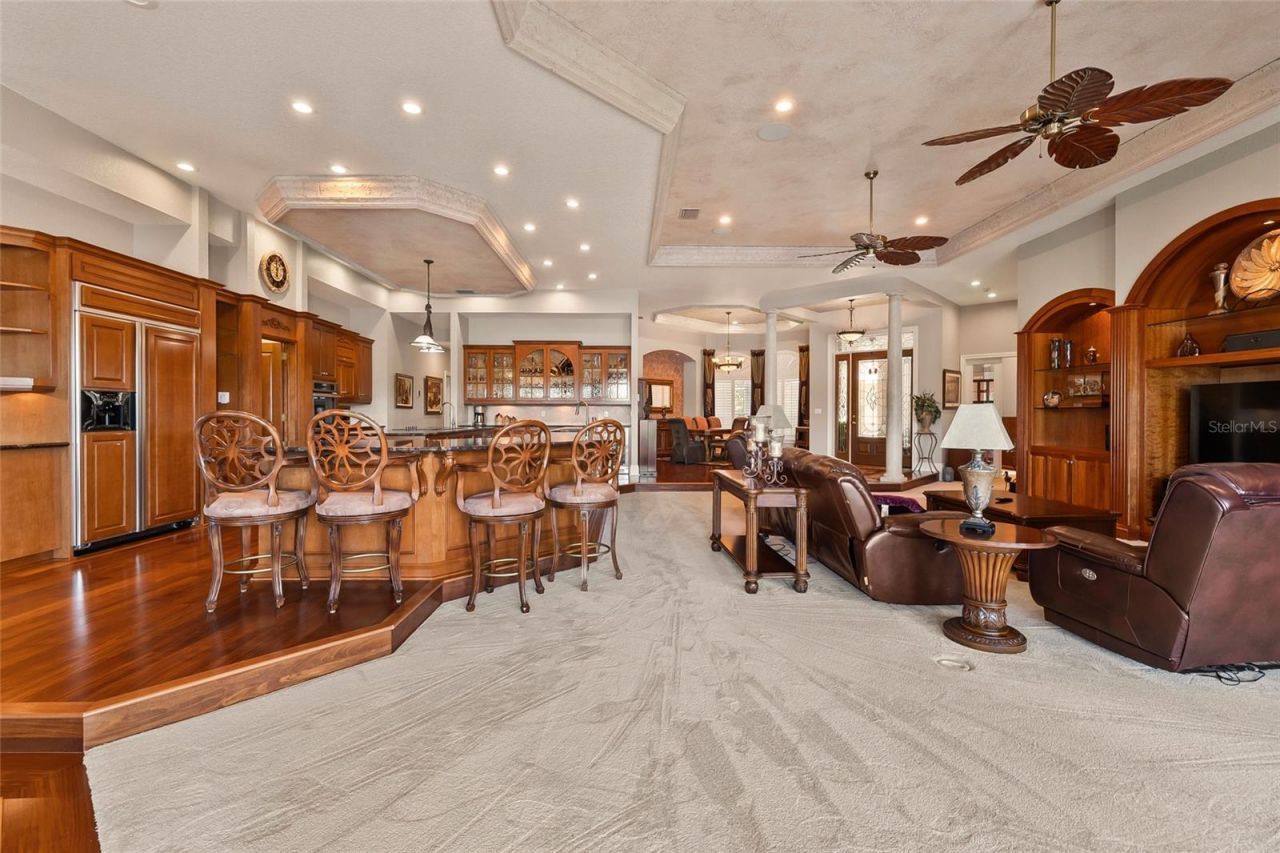 8402 Tallahassee Drive Ne, Saint Petersburg, FL 33702 Photo