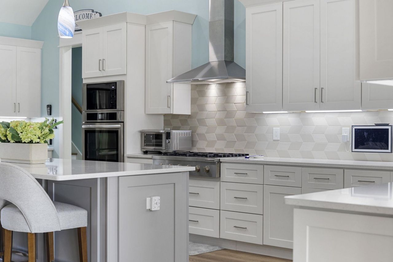 313 Babylon Pine Dr. Photo 10