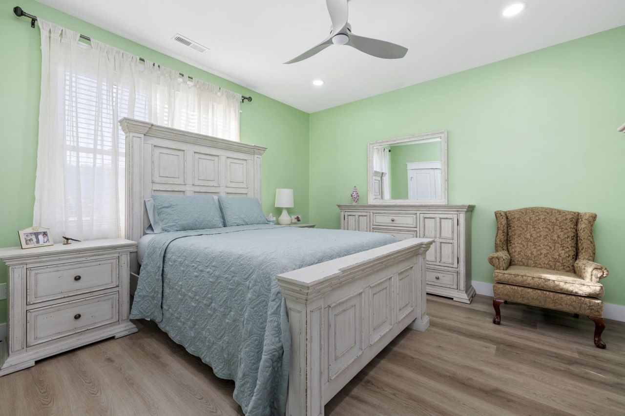 313 Babylon Pine Dr. Photo 17