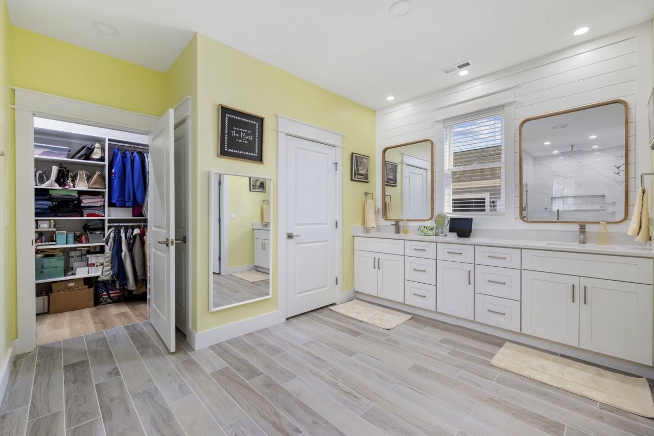 313 Babylon Pine Dr. Photo 24