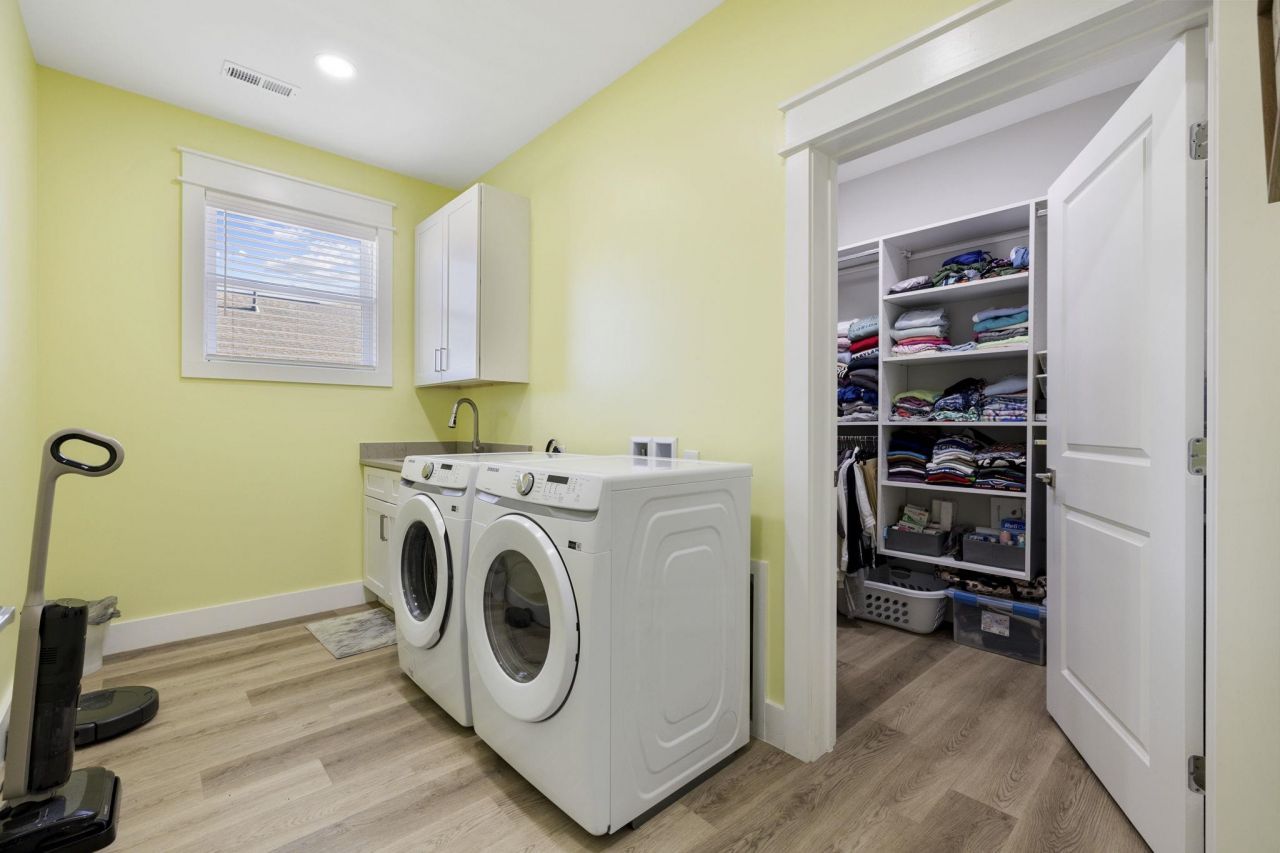 313 Babylon Pine Dr. Photo 29