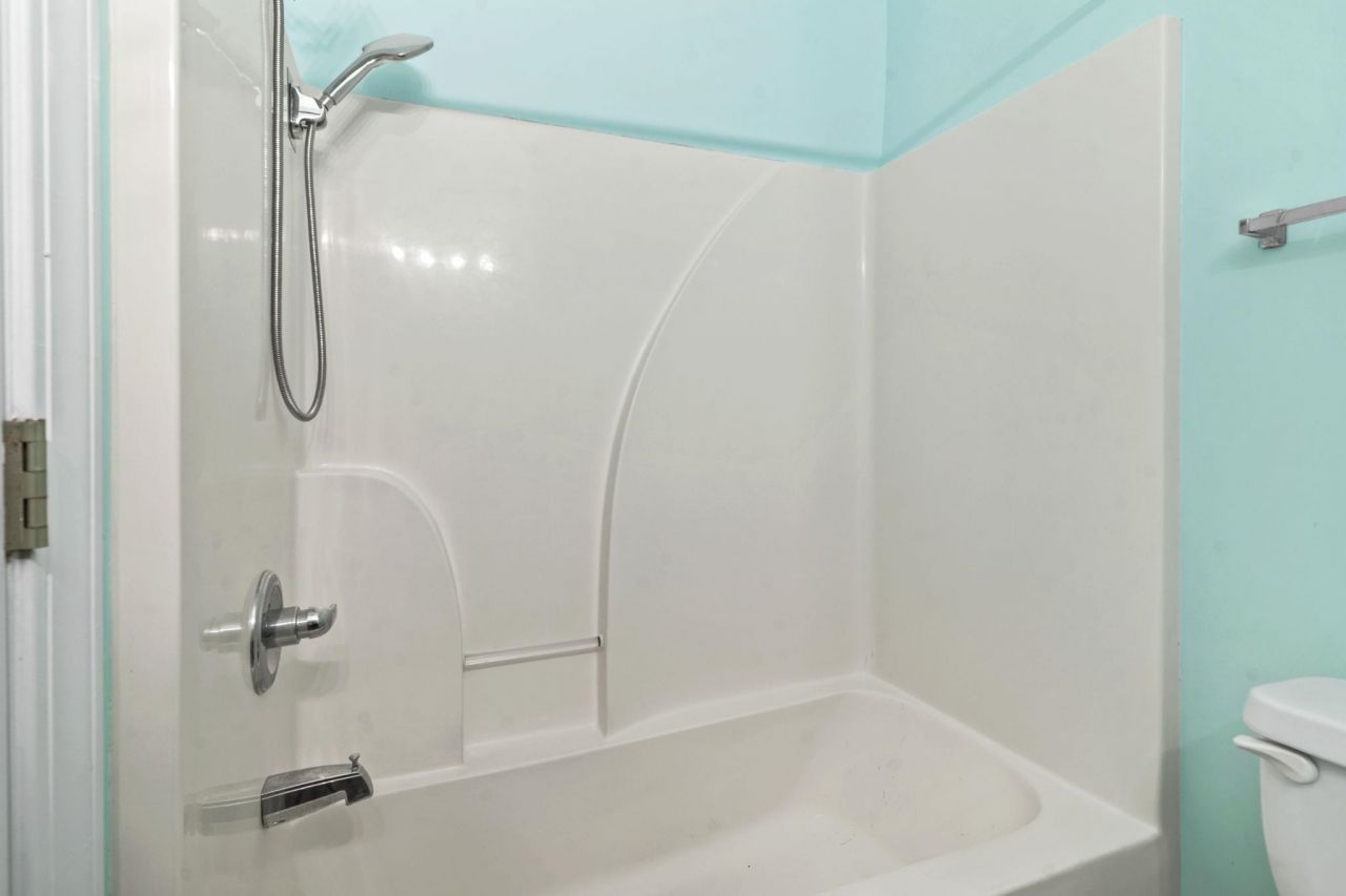 2073 Silvercrest Dr. Photo 13