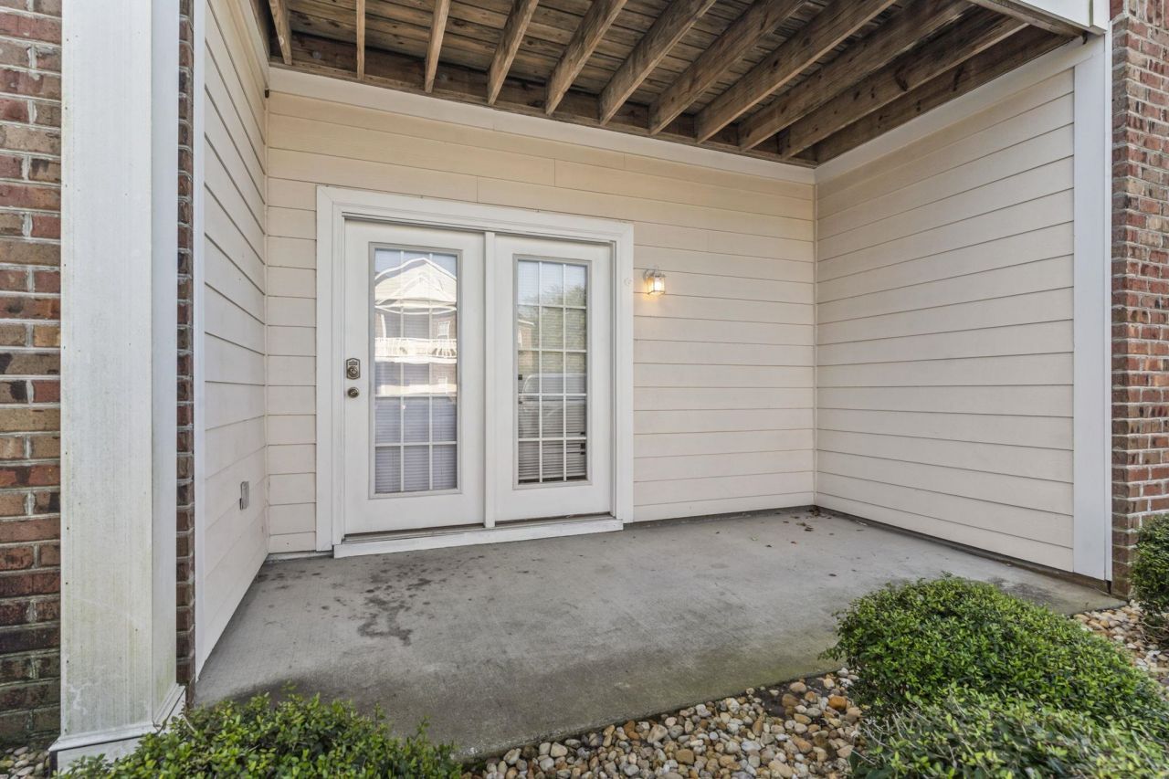 2073 Silvercrest Dr. Photo 20