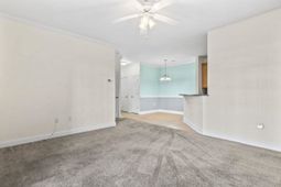 2073 Silvercrest Dr. photo 4