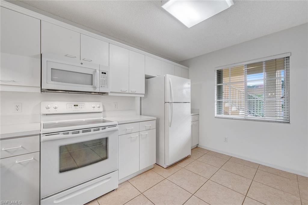 7761 Jewel Ln, Unit 103, Naples, FL 34109 Photo