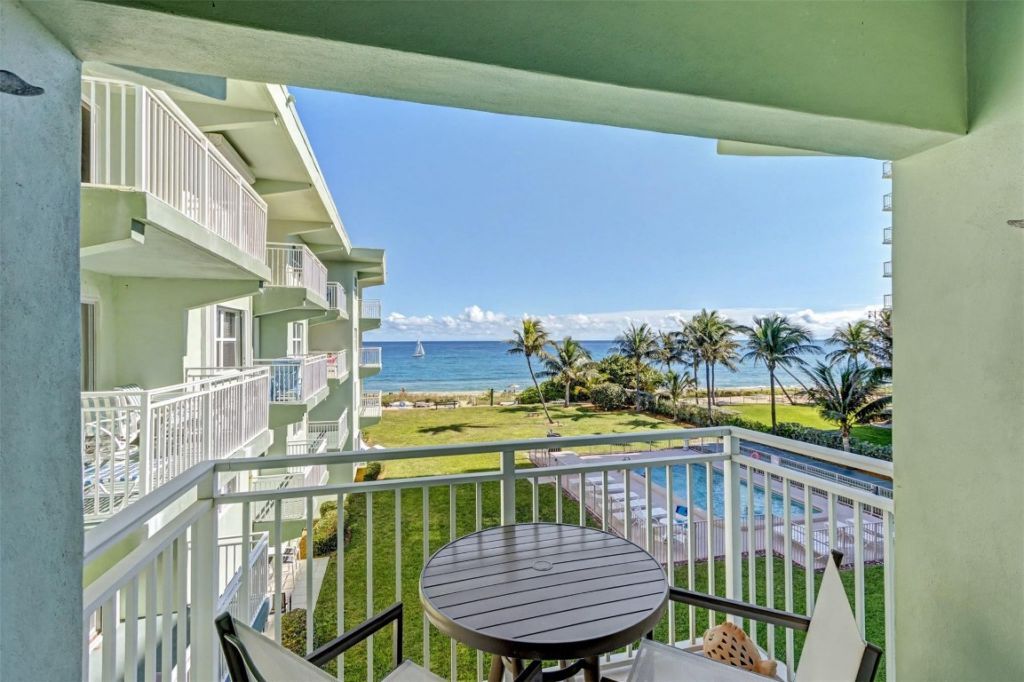 1035 Hillsboro Mile, Unit 33, Hillsboro Beach, FL 33062 Photo