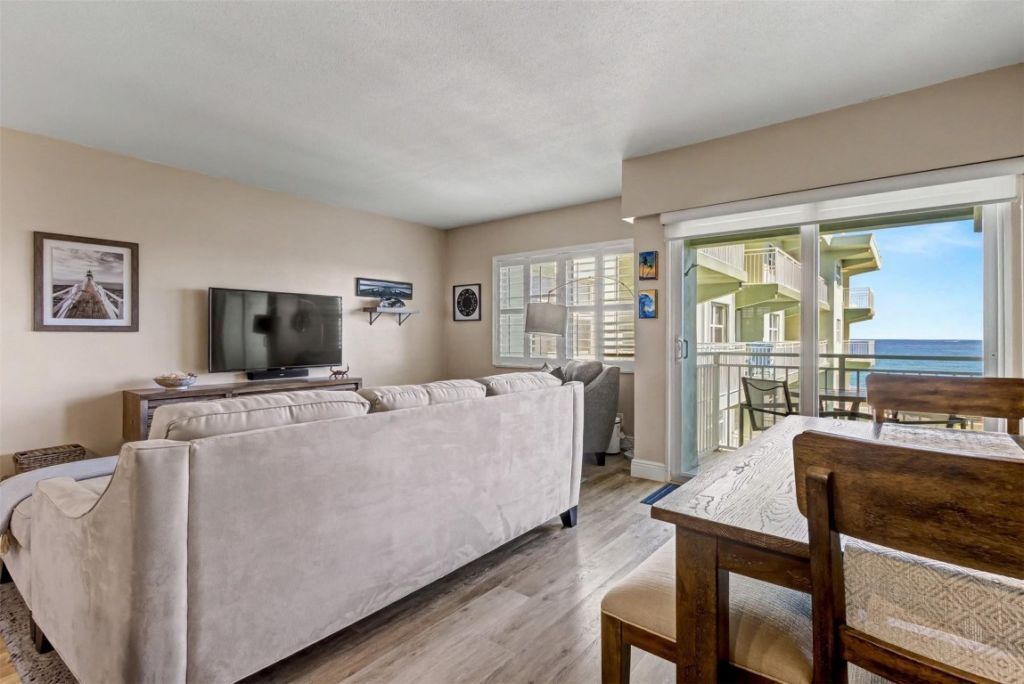 1035 Hillsboro Mile, Unit 33, Hillsboro Beach, FL 33062 Photo