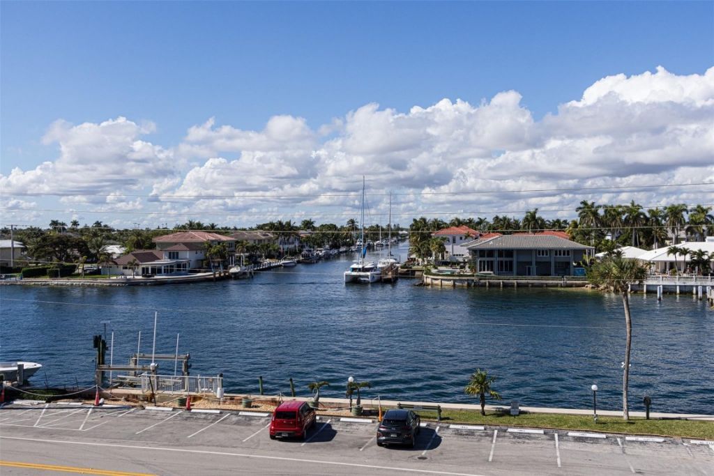 1035 Hillsboro Mile, Unit 33, Hillsboro Beach, FL 33062 Photo