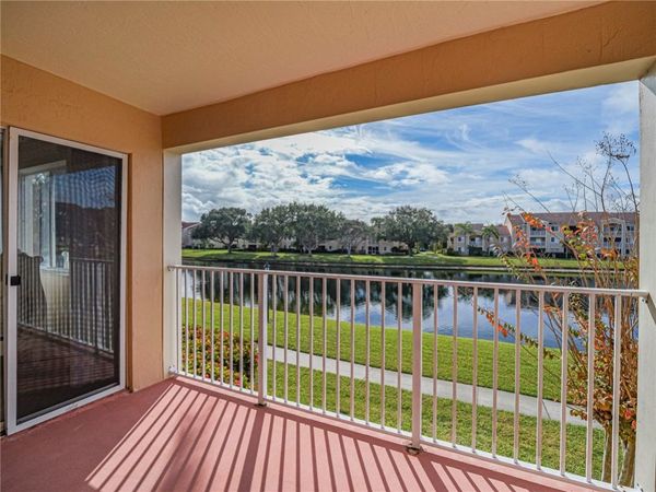 1640 N 42nd Circle, Unit 206, Vero Beach, FL 32967