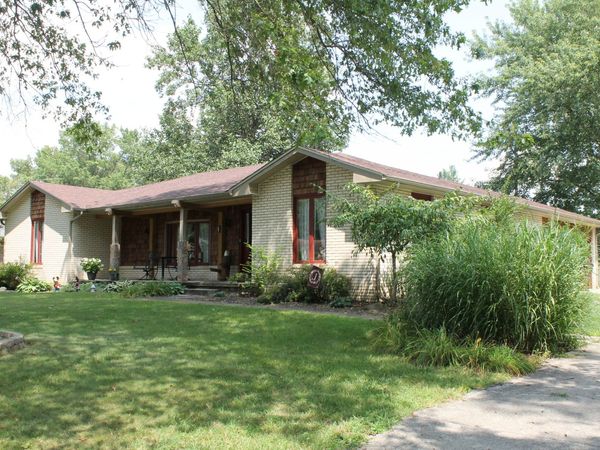 441 Mutton Creek Drive, Seymour, IN 47274