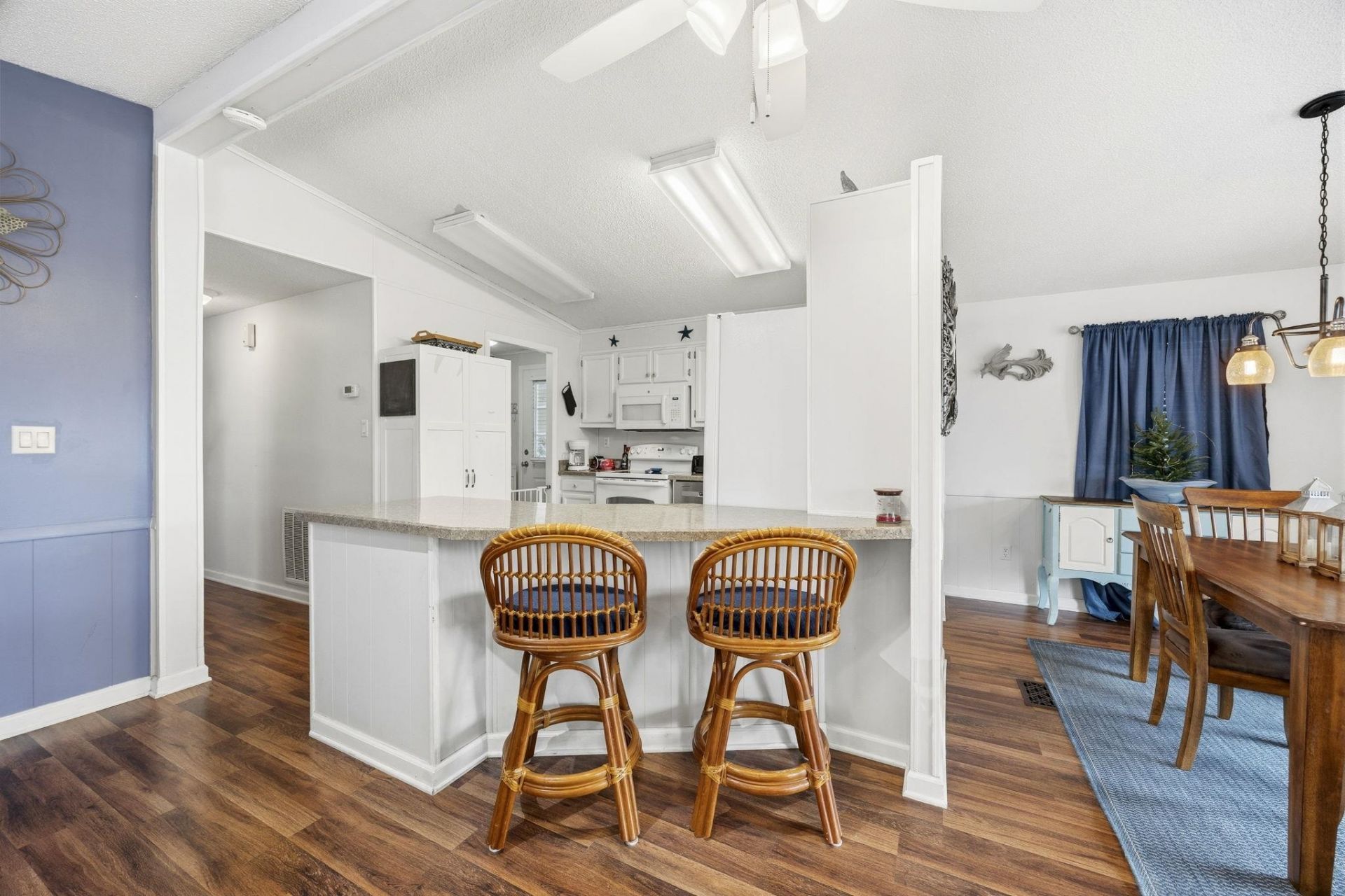 1802 Sunrise Dr. Photo 11