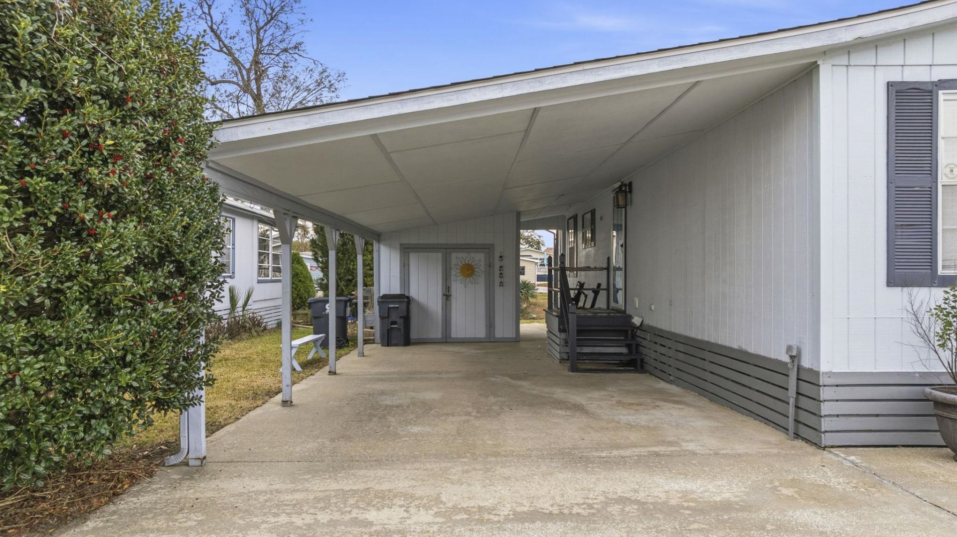 1802 Sunrise Dr. Photo 4