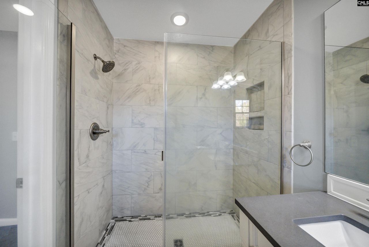 169 Lake Tide Drive Photo 33