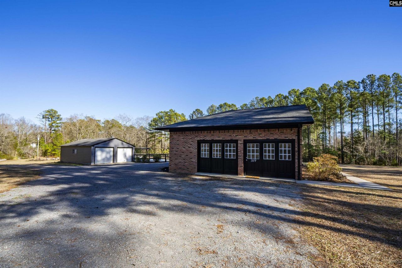 169 Lake Tide Drive Photo 5