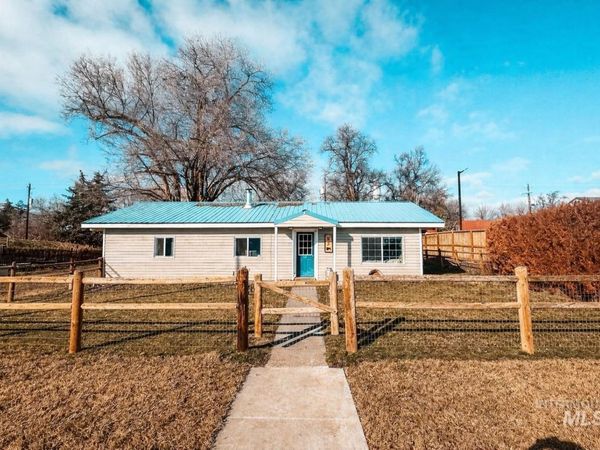 55 S Superior Street, Cambridge, ID 83610