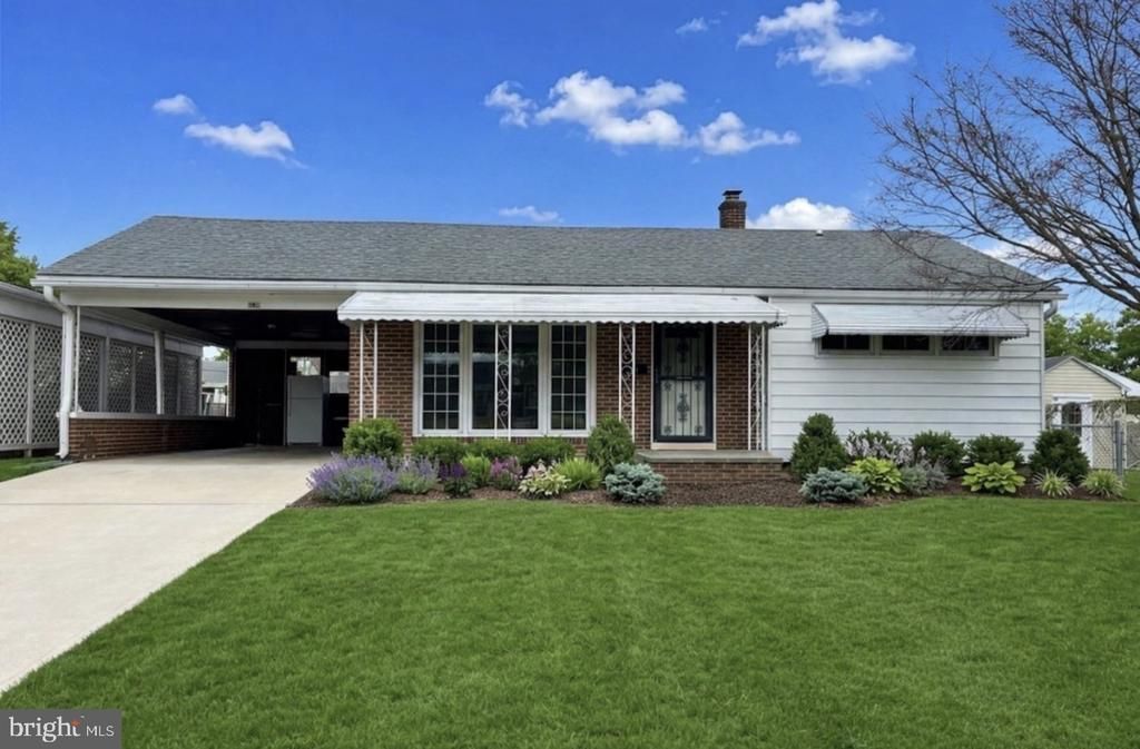 2112 N Lee Lane, Aston, PA 19014 Main Photo