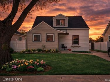 4928 Culver Street, Dearborn Heights, MI 48125
