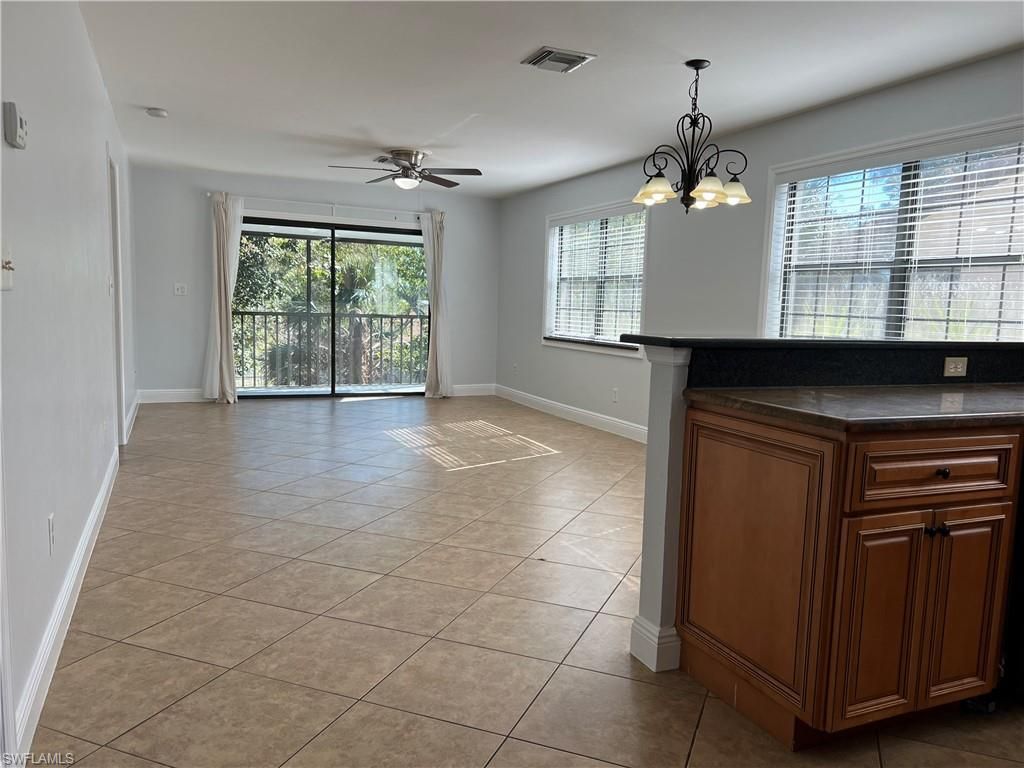5270 Treetops Dr, Unit J201, Naples, FL 34113 Photo