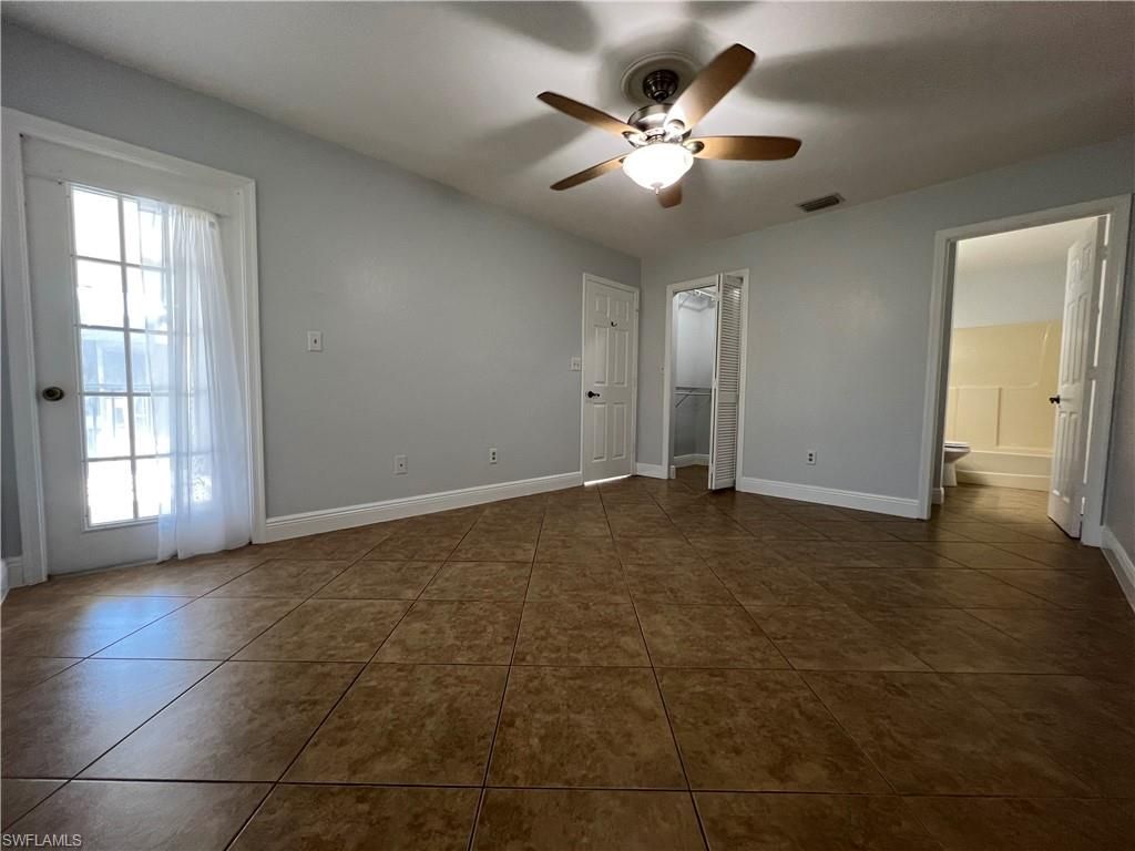 5270 Treetops Dr, Unit J201, Naples, FL 34113 Photo